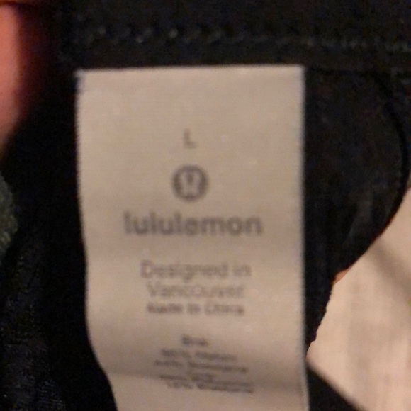 Lululemon bra - Picture 4 of 4